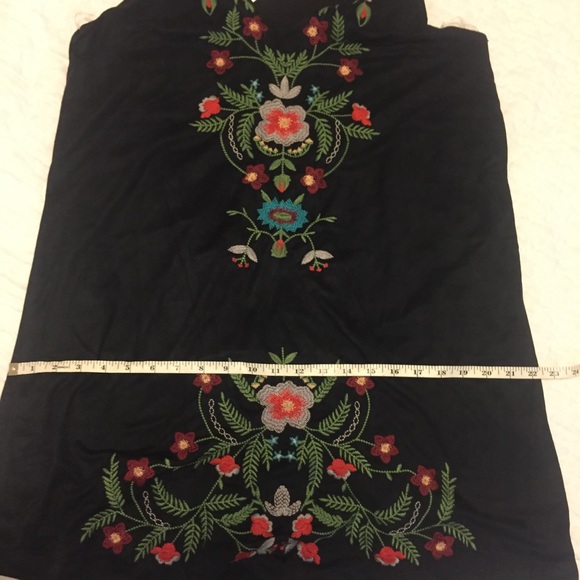 Embroidered Dress - Picture 7 of 7